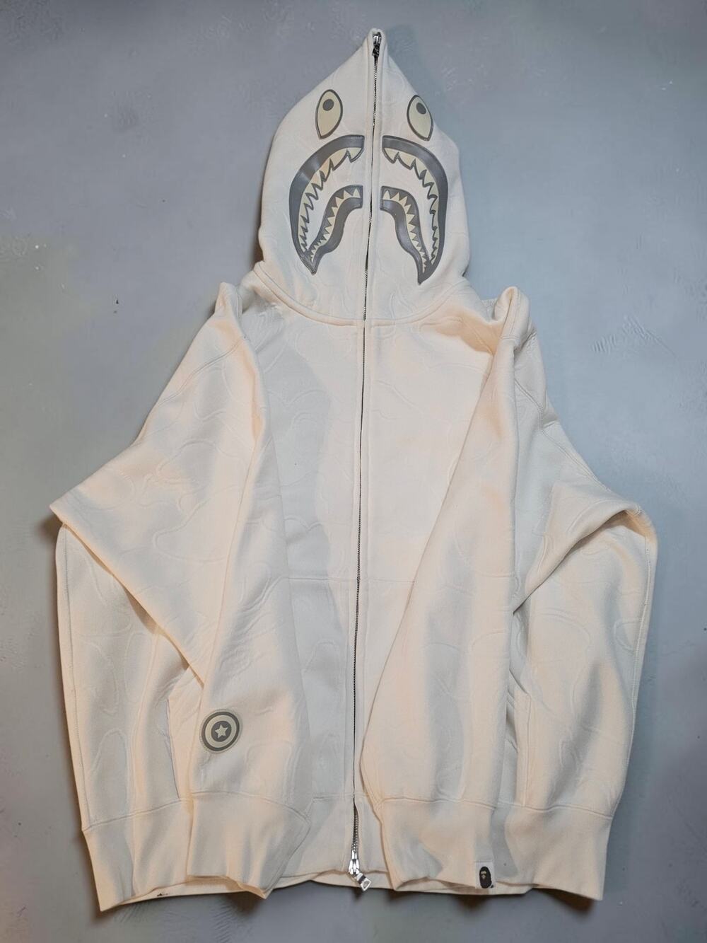 A Bathing Ape BAPE Reflector Shark Full Zip Hoodie in White size XL